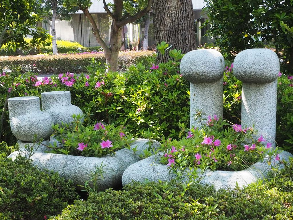 画像　足のある風景　葛西親水四季の道